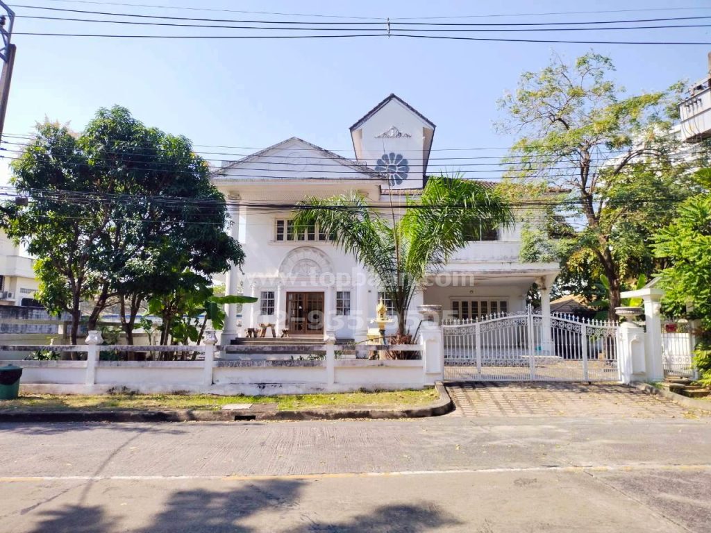 หมู่บ้านแมกไม้ รามอินทรา