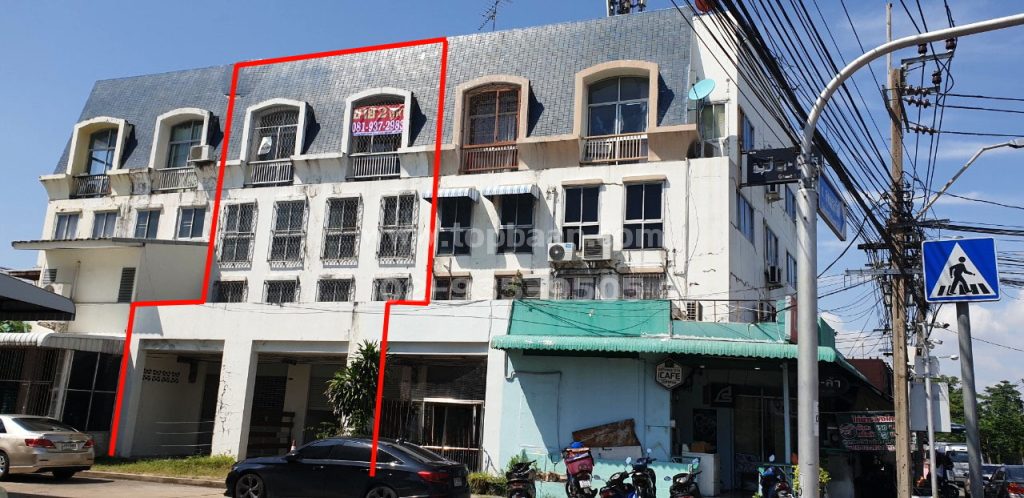 ตึกแถวลาดพร้าว